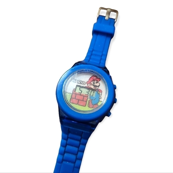 Kids Super Mario Watch Silicone Digital Watch by Nintendo - Picture 2 of 4